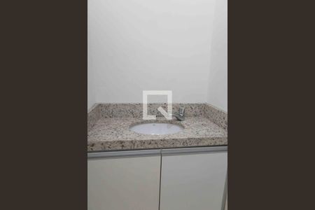 Apartamento para alugar com 110m², 3 quartos e sem vagaLavabo