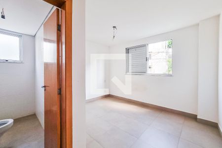 Suíte de apartamento para alugar com 2 quartos, 137m² em Ouro Preto, Belo Horizonte