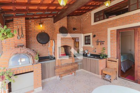 Casa à venda com 150m², 4 quartos e 2 vagasÁrea comum - Churrasqueira