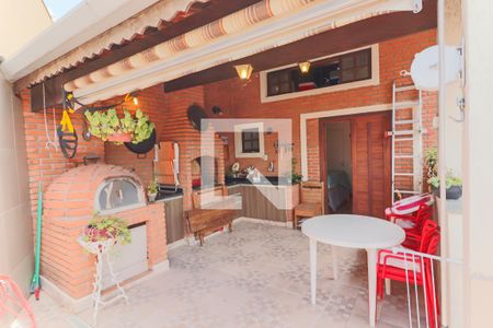 Casa à venda com 150m², 4 quartos e 2 vagasÁrea comum - Churrasqueira