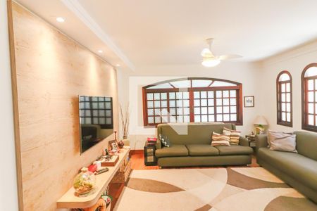 Sala de casa à venda com 4 quartos, 150m² em Jardim Pinheiros, São Paulo