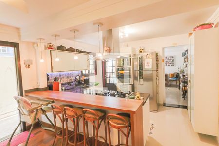 Casa à venda com 150m², 4 quartos e 2 vagasCozinha