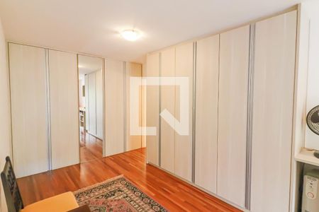 Casa à venda com 150m², 4 quartos e 2 vagasQuarto 4 Suite