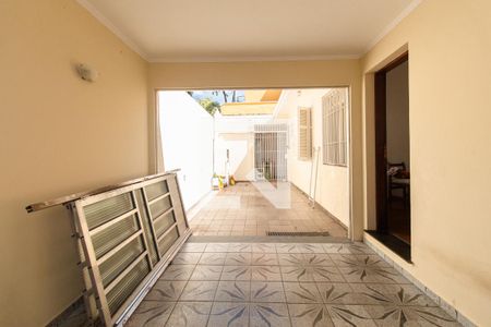 Casa para alugar com 110m², 2 quartos e 3 vagas Casa para alugar com 110m², 2 quartos e 3 vagasGaragem