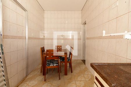 Casa para alugar com 110m², 2 quartos e 3 vagas Casa para alugar com 110m², 2 quartos e 3 vagasCozinha