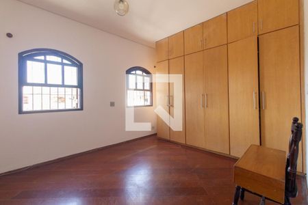 Quarto 1 de casa para alugar com 2 quartos, 110m² em Vila Aricanduva, São Paulo