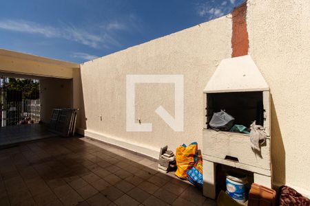 Casa para alugar com 110m², 2 quartos e 3 vagas Casa para alugar com 110m², 2 quartos e 3 vagasGaragem