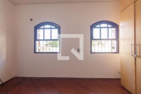 Quarto 1 de casa para alugar com 2 quartos, 110m² em Vila Aricanduva, São Paulo