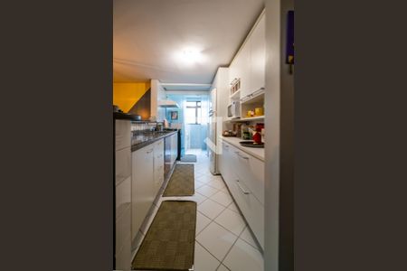 Apartamento à venda com 100m², 3 quartos e 2 vagasCozinha