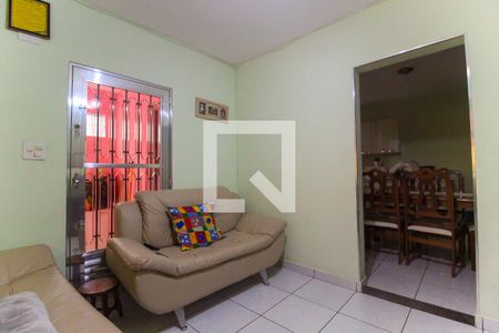 Sala de casa para alugar com 3 quartos, 160m² em Vila Curuçá, São Paulo