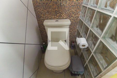 Banheiro de casa para alugar com 2 quartos, 70m² em Vila Curuçá, São Paulo