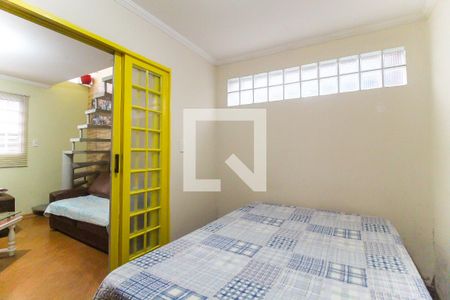 Quarto 1 de casa para alugar com 2 quartos, 70m² em Vila Curuçá, São Paulo