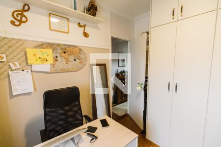 Apartamento à venda com 92m², 2 quartos e 2 vagasQuarto 2