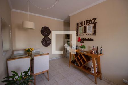 Sala de apartamento à venda com 2 quartos, 60m² em Vila Carmosina, São Paulo