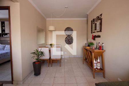 Sala de apartamento à venda com 2 quartos, 60m² em Vila Carmosina, São Paulo