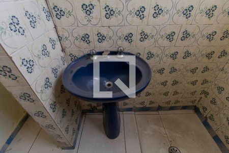Casa à venda com 70m², 1 quarto e 1 vagaBanheiro 