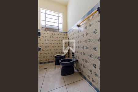 Banheiro  de casa à venda com 1 quarto, 70m² em Jardim Coimbra, São Paulo