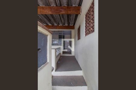 Casa à venda com 70m², 1 quarto e 1 vagaEntrada 