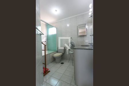 Apartamento à venda com 195m², 2 quartos e 4 vagas Apartamento à venda com 195m², 2 quartos e 4 vagasBanheiro da Suíte 1