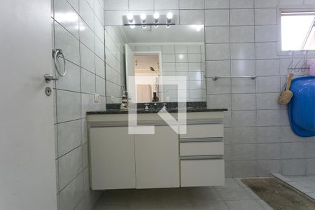 Apartamento à venda com 195m², 2 quartos e 4 vagas Apartamento à venda com 195m², 2 quartos e 4 vagasBanheiro da cobertura