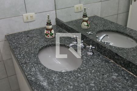 Apartamento à venda com 195m², 2 quartos e 4 vagas Apartamento à venda com 195m², 2 quartos e 4 vagasBanheiro da cobertura