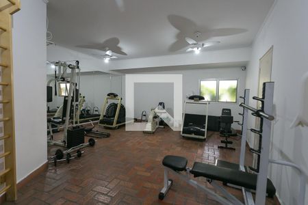 Apartamento à venda com 195m², 2 quartos e 4 vagas Apartamento à venda com 195m², 2 quartos e 4 vagasÁrea comum - Academia