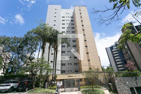 Apartamento à venda com 195m², 2 quartos e 4 vagas Apartamento à venda com 195m², 2 quartos e 4 vagasFachada