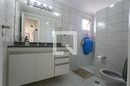 Apartamento à venda com 195m², 2 quartos e 4 vagas Apartamento à venda com 195m², 2 quartos e 4 vagasBanheiro da cobertura