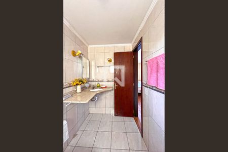 Casa à venda com 165m², 3 quartos e 1 vagaBanheiro da Suíte