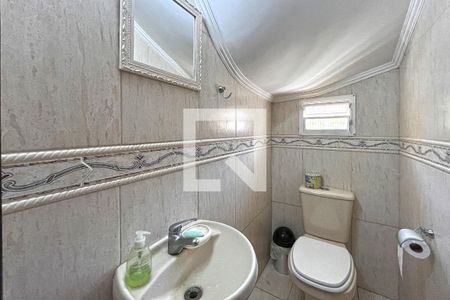 Casa à venda com 165m², 3 quartos e 1 vagaLavabo