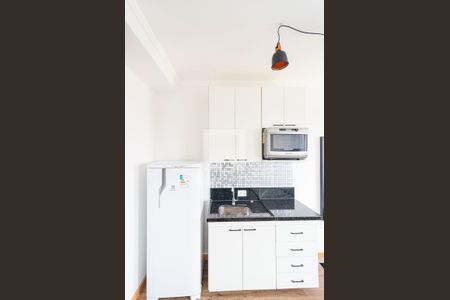 Cozinha de kitnet/studio para alugar com 1 quarto, 25m² em Mirandópolis, São Paulo