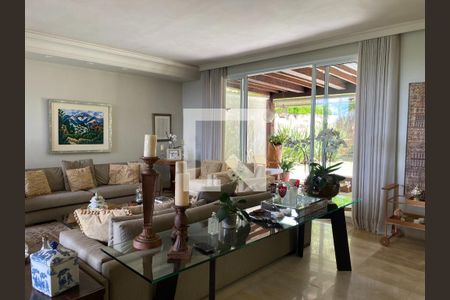 Casa à venda com 4 quartos, 620m² em Estância Serrana, Nova Lima