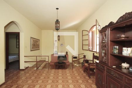 Casa à venda com 5 quartos, 890m² em Lagoa do Miguelão, Nova Lima
