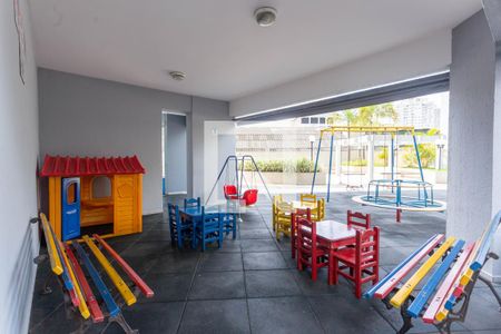 Apartamento à venda com 68m², 3 quartos e 1 vaga Apartamento à venda com 68m², 3 quartos e 1 vagaÁrea comum - Playground