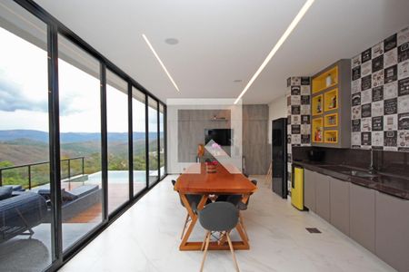 Casa à venda com 5 quartos, 584m² em Mirante da Mata, Nova Lima
