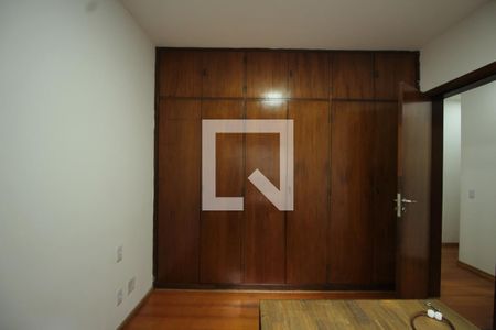 Apartamento à venda com 151m², 3 quartos e 2 vagasQuarto 