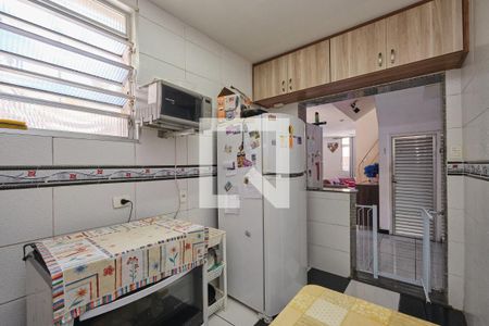Casa de condomínio à venda com 135m², 4 quartos e 2 vagas Casa de condomínio à venda com 135m², 4 quartos e 2 vagasCozinha