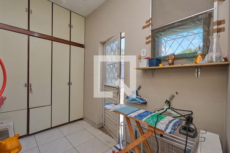 Casa de condomínio à venda com 135m², 4 quartos e 2 vagas Casa de condomínio à venda com 135m², 4 quartos e 2 vagasQuarto 4