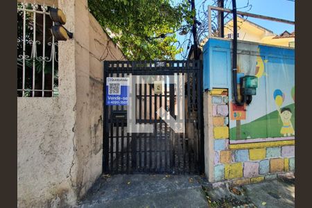 Casa de condomínio à venda com 135m², 4 quartos e 2 vagas Casa de condomínio à venda com 135m², 4 quartos e 2 vagasFachada da Vila