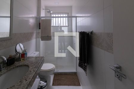 Apartamento à venda com 316m², 4 quartos e 3 vagasBanheiro da Suíte 1