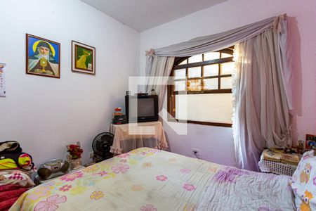 Casa à venda com 185m², 5 quartos e 2 vagasQuarto 1 - Casa 2