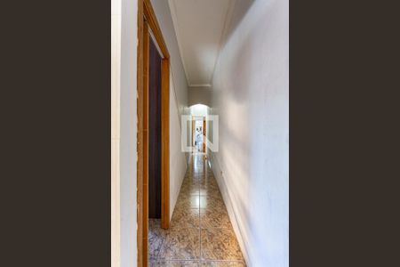 Casa à venda com 185m², 5 quartos e 2 vagasCorredor - Casa 1