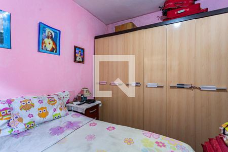 Casa à venda com 185m², 5 quartos e 2 vagasQuarto 1 - Casa 2