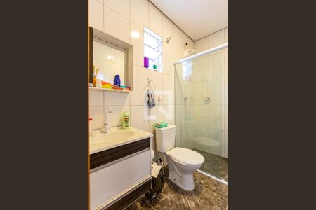 Casa à venda com 185m², 5 quartos e 2 vagasBanheiro - Casa 1