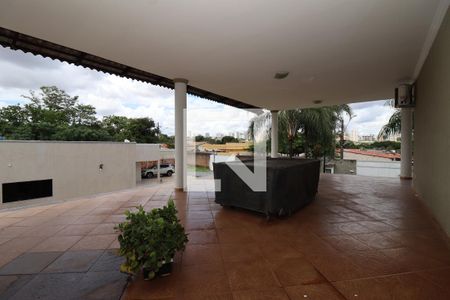 Casa para alugar com 1750m², 6 quartos e 6 vagasVaranda