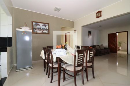 Casa para alugar com 1750m², 6 quartos e 6 vagasSala de Jantar