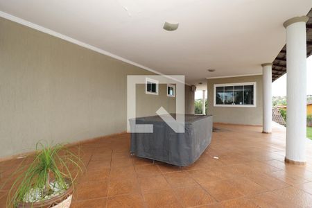 Casa para alugar com 1750m², 6 quartos e 6 vagasVaranda