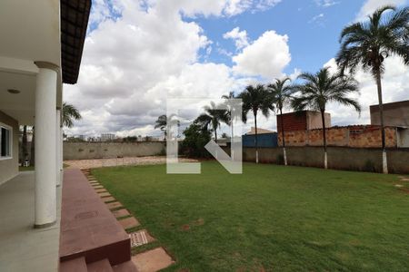 Casa para alugar com 1750m², 6 quartos e 6 vagasQuintal