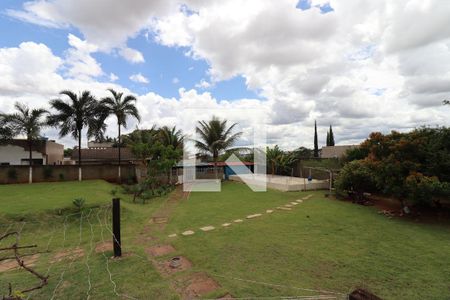 Casa para alugar com 1750m², 6 quartos e 6 vagasQuintal