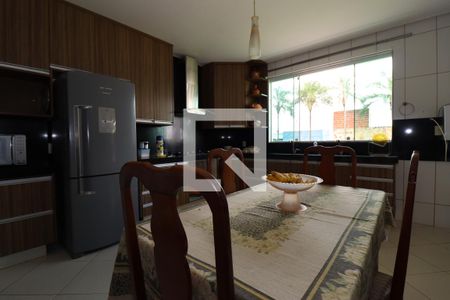 Casa para alugar com 1750m², 6 quartos e 6 vagasCozinha 1